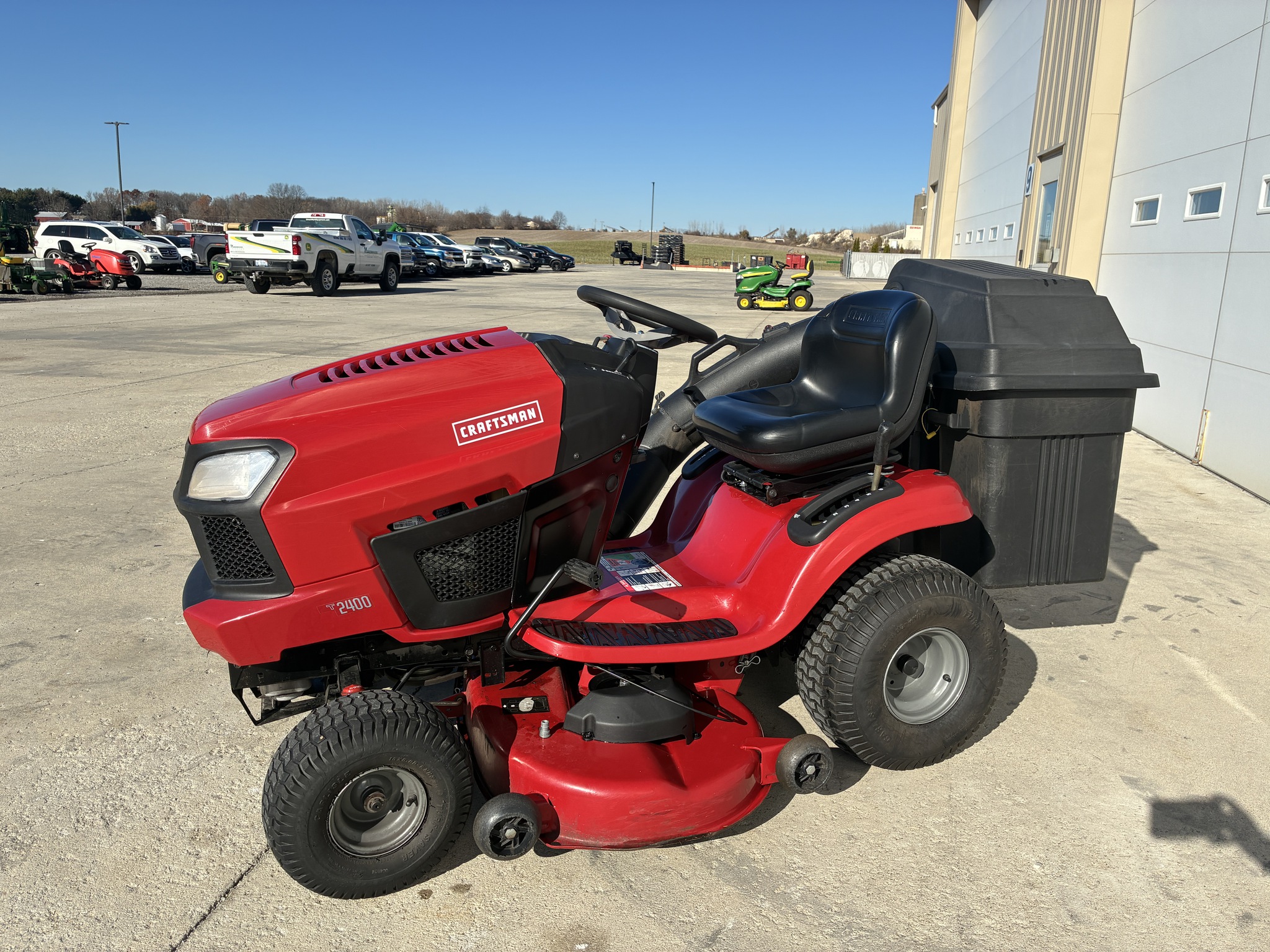 2016 Craftsman 917203831 Image 2