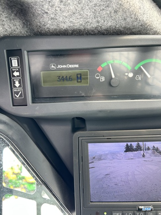 Used 2022 John Deere 324G Skid Steer Loaders at Horizon Ag & Turf in Westlock, AB - Photo39