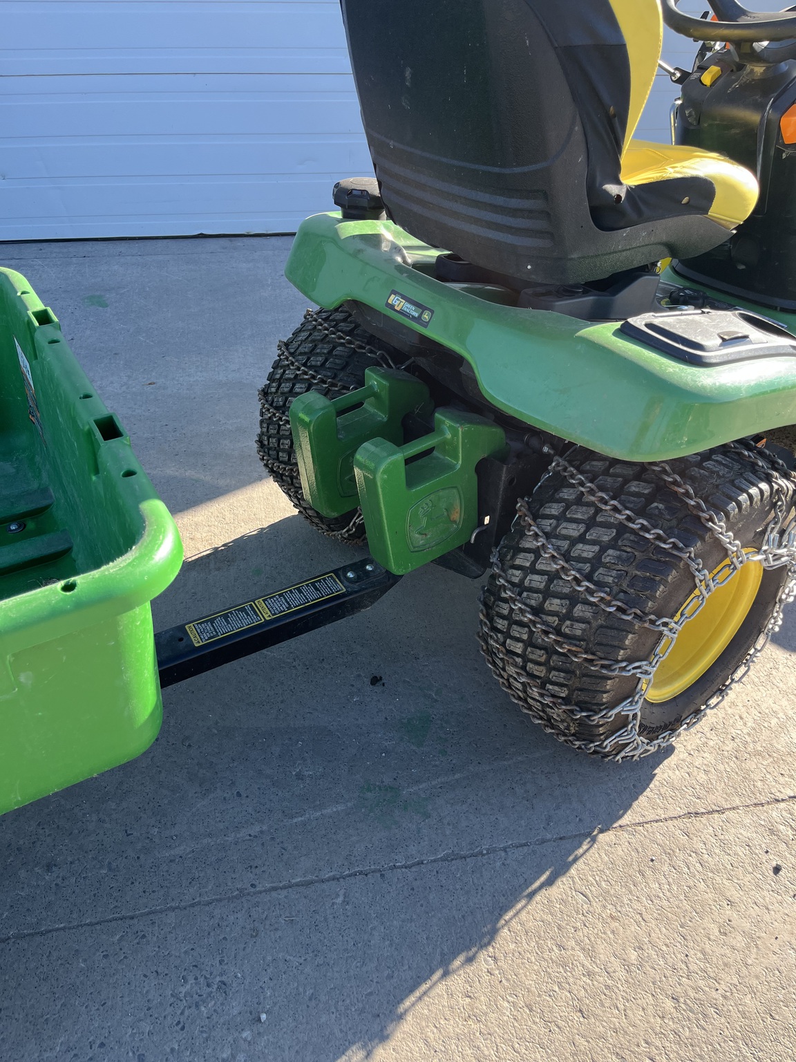2022 John Deere X390 Image 6