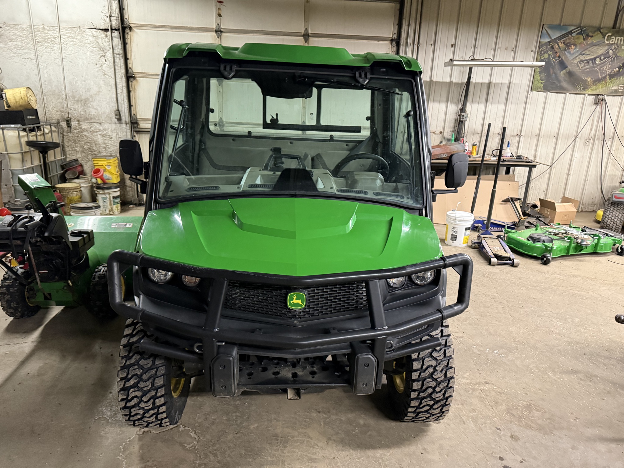 2024 John Deere XUV 835R Image 3