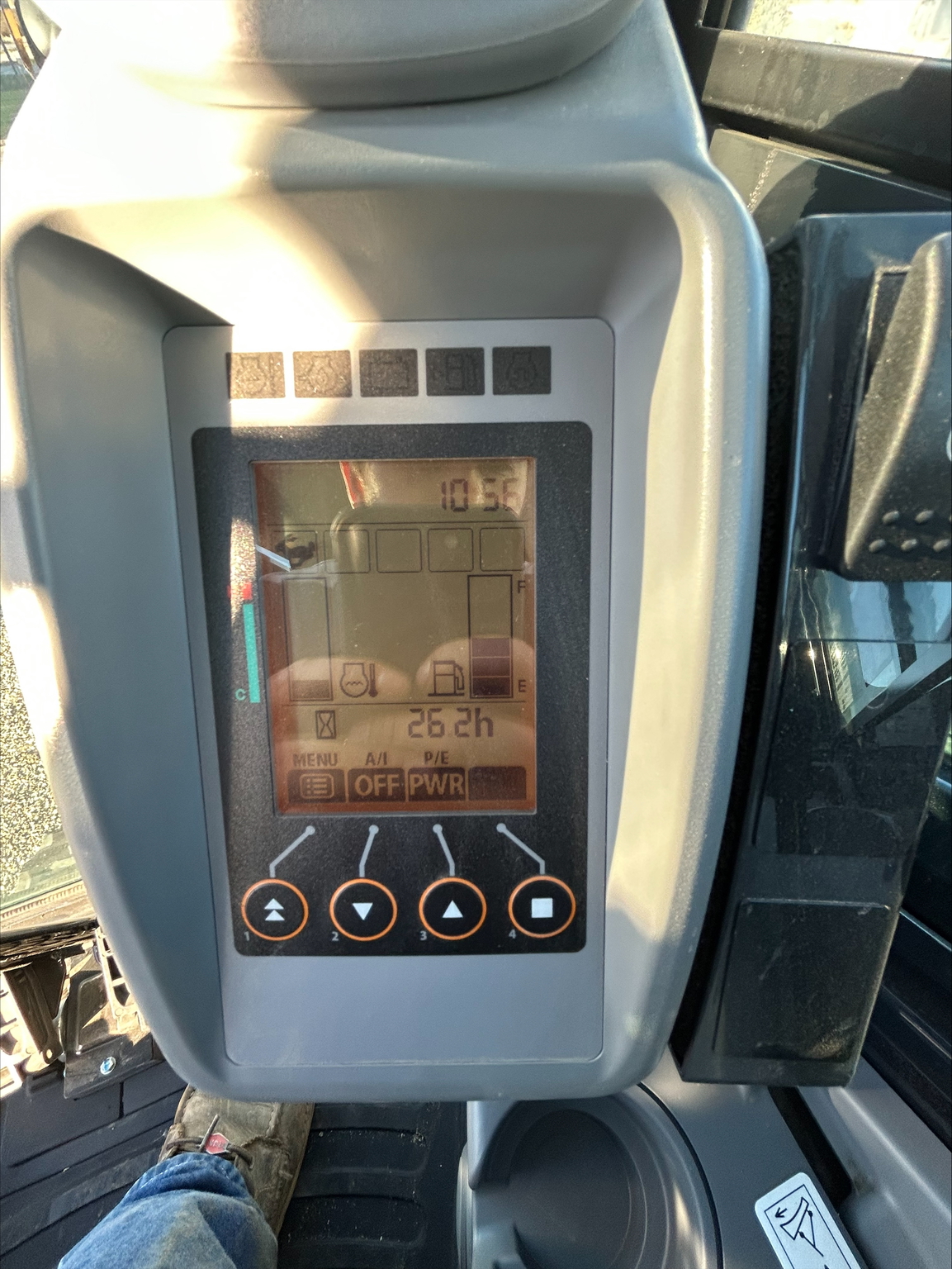 2023 John Deere 30G Image 6