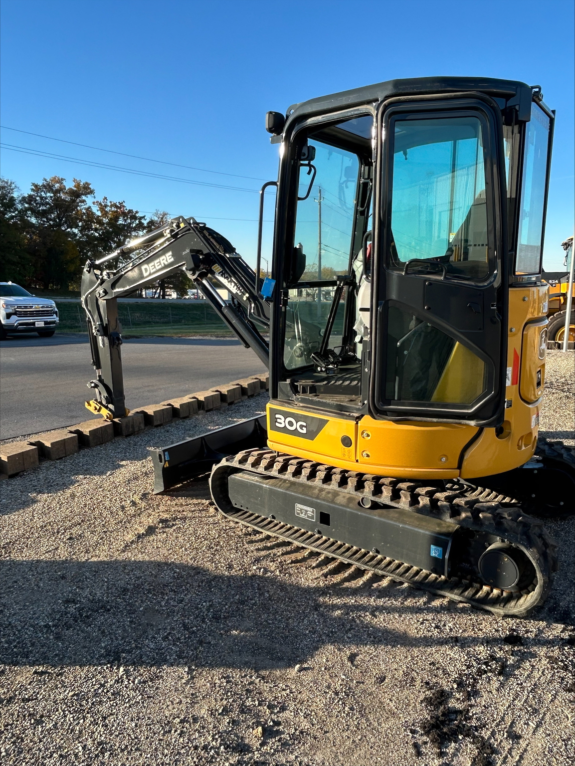 2023 John Deere 30G Image 4
