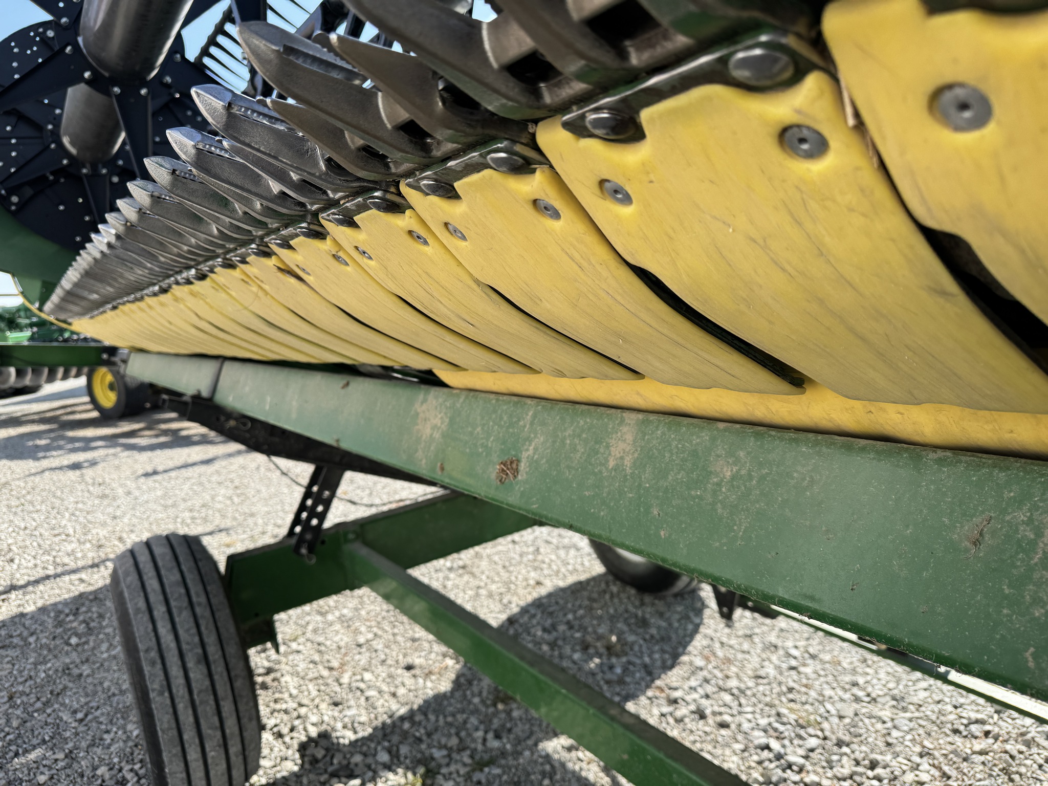 2021 John Deere RD30F Image 17