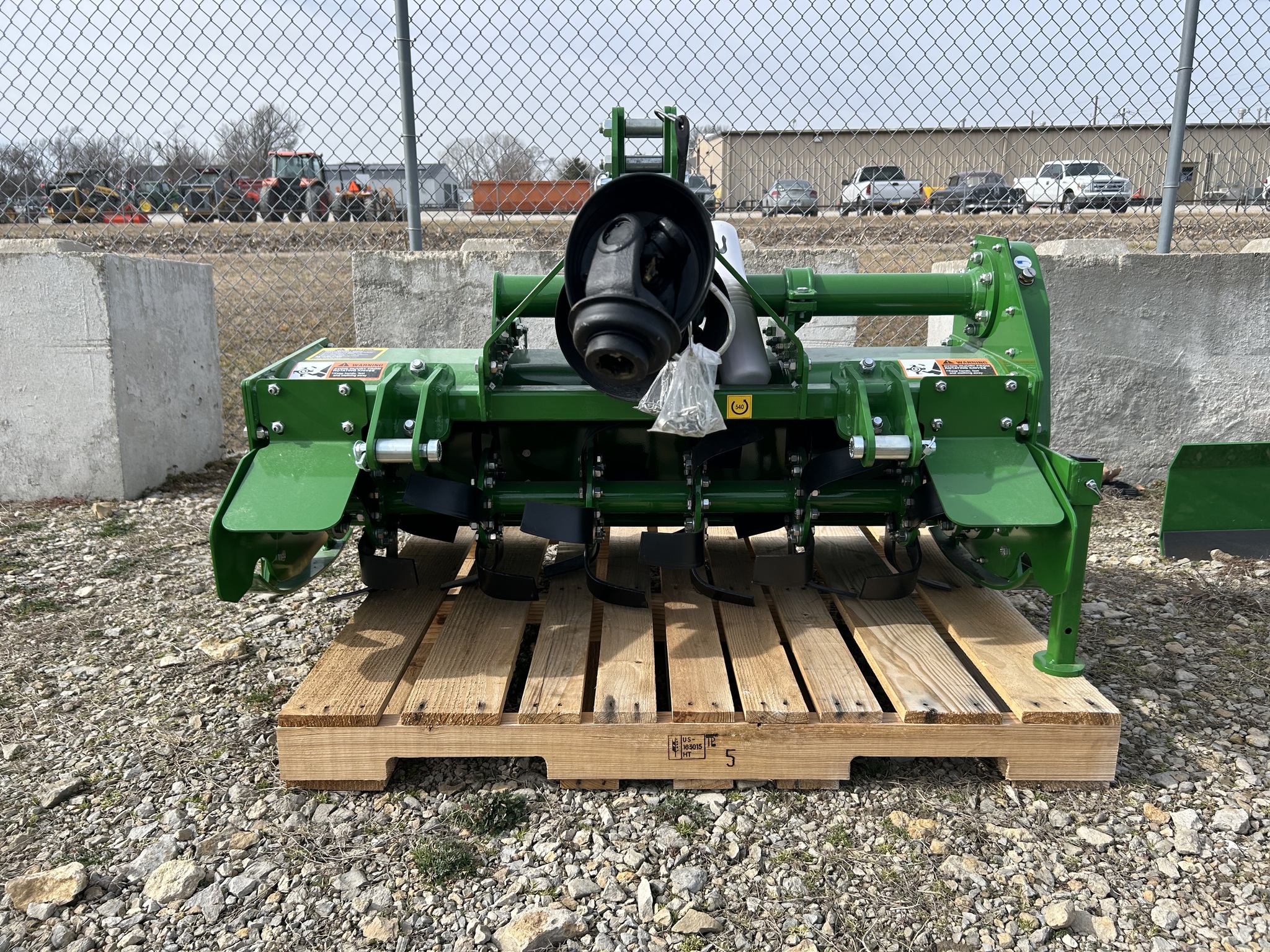  2025 Frontier RT3049 at Heritage Tractor in Topeka, KS
