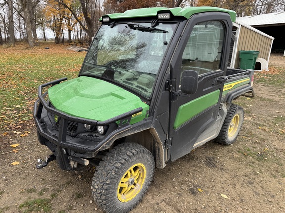 2023 John Deere XUV 835R - Photo16