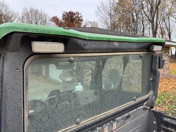 2023 John Deere XUV 835R - Photo6