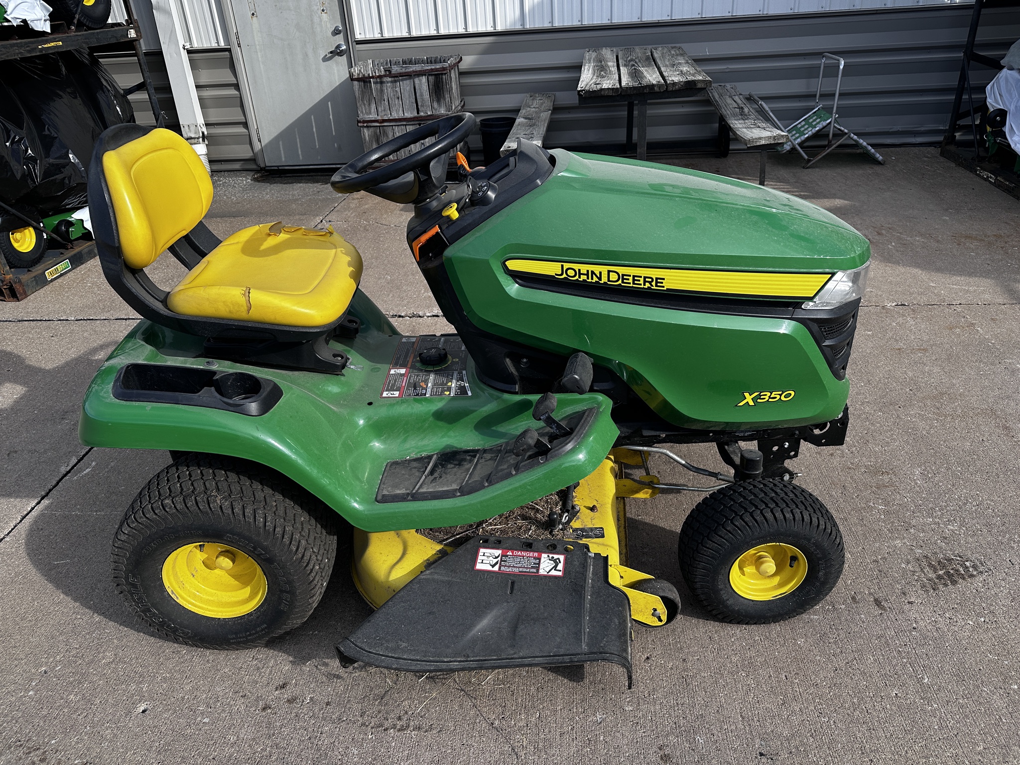 2018 John Deere X350 Image 6