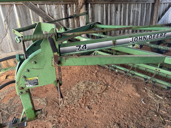 1997 John Deere 74