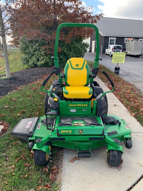 2023 John Deere Z545R Image 3