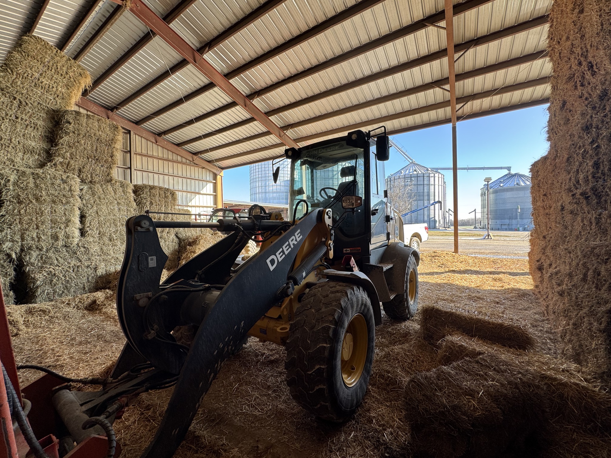  2023 John Deere 324 P at Heritage Tractor in Pittsburg, KS