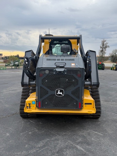 2025 John Deere 333 P Image 4