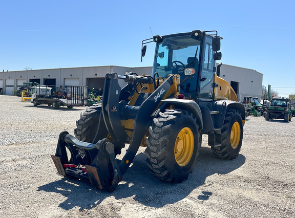 2018 John-Deere 344L