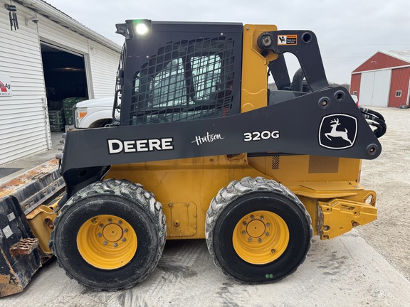 Photo of 2024 John Deere 320G