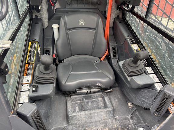 Photo of 2024 John Deere 320G