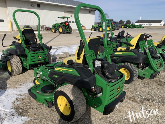 Photo of 2023 John Deere Z930R