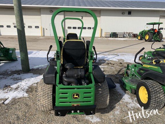 Photo of 2023 John Deere Z930R