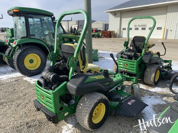Photo of 2023 John Deere Z930R