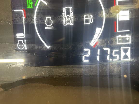 2020 John Deere X734 - Photo8