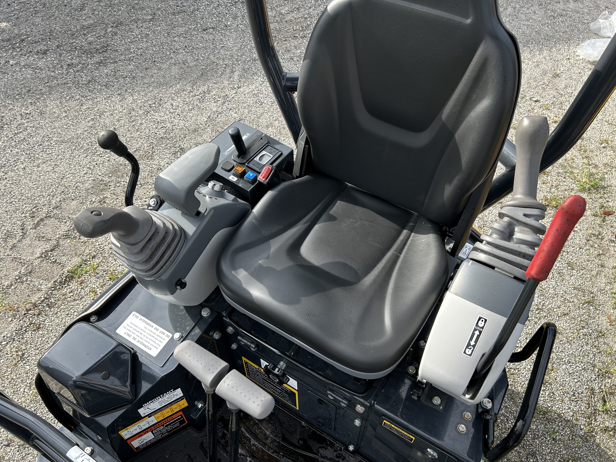 John Deere 17 P Image 7