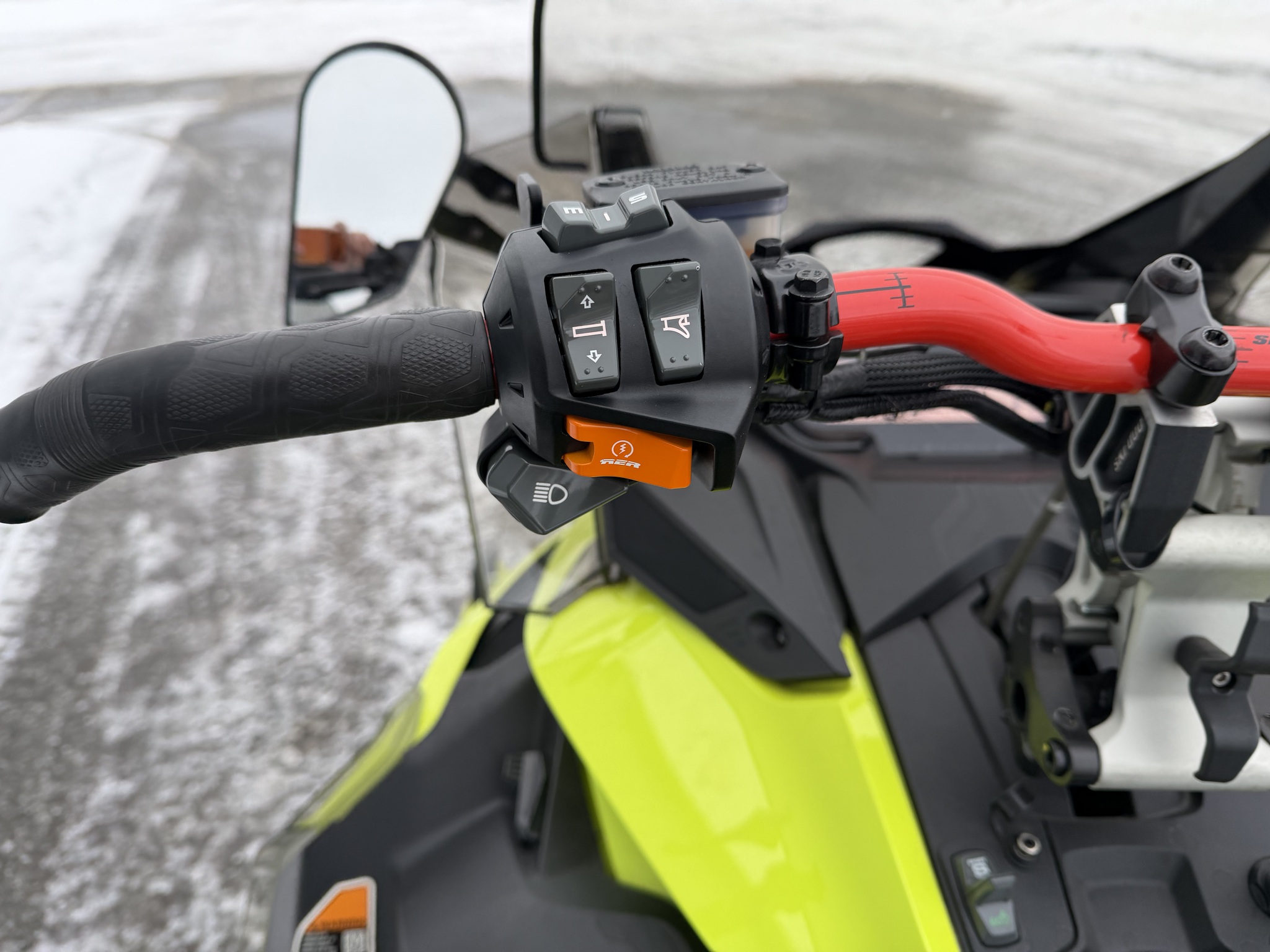 2020 Ski Doo Renegade XRS 900 turbo Image 12