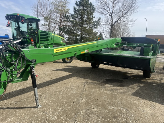 2023 John Deere C400