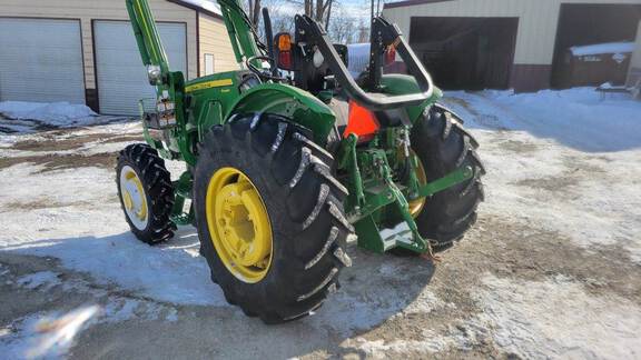 2022 John-Deere 5065E