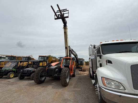 2026 JLG 943