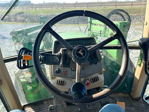 2000 John-Deere 6410