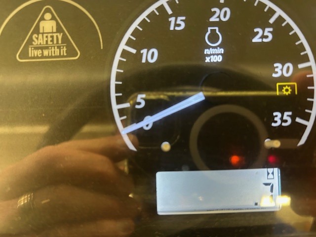 New In-Stock 2024 John Deere 2025R Compact Utility Tractors at Koenig Equipment in Bloomington, IN - PhotoXL9