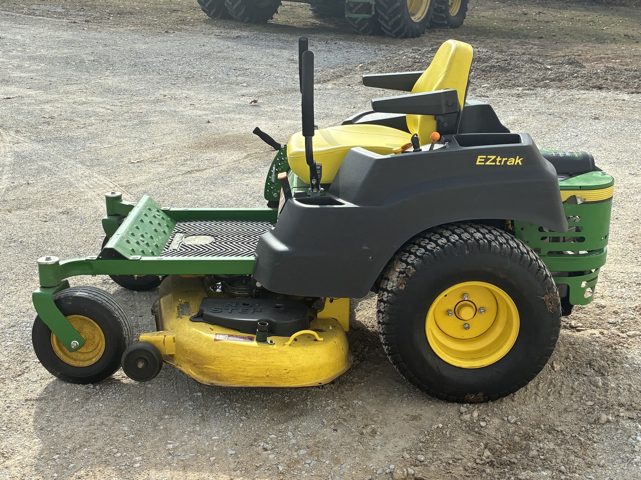 2015 John Deere Z435 Image 6