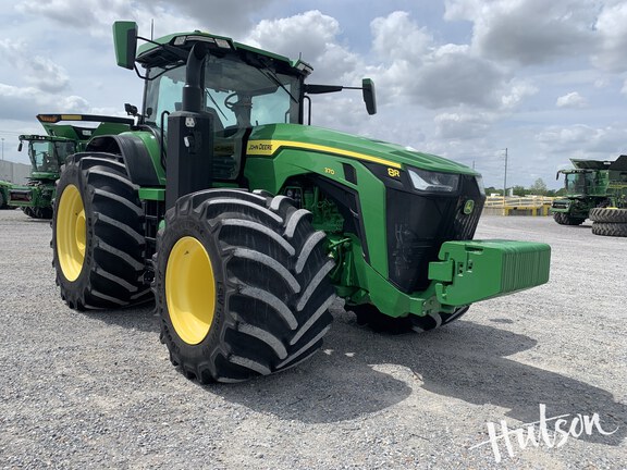 Photo of 2021 John Deere 8R 370