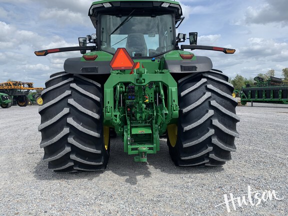 Photo of 2021 John Deere 8R 370
