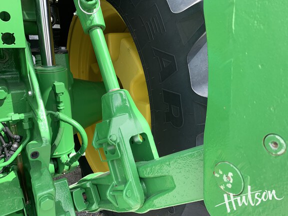 Photo of 2021 John Deere 8R 370
