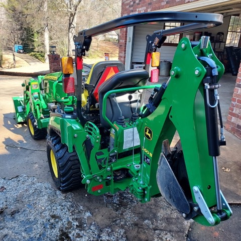 2019 John Deere 1025R Image 2