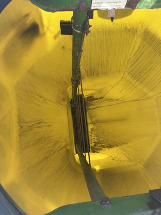 Used 2012 John Deere 1870 Air Drills and Seeders at Horizon Ag & Turf in Lloydminster, AB - Photo4