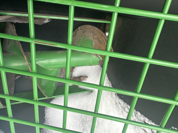 Used 2012 John Deere 1870 Air Drills and Seeders at Horizon Ag & Turf in Lloydminster, AB - Photo9