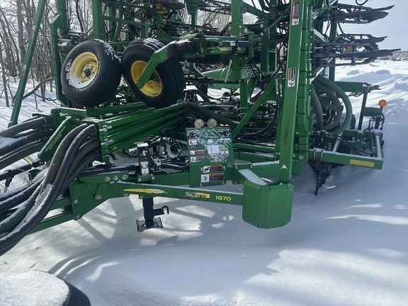 Used 2012 John Deere 1870 Air Drills and Seeders at Horizon Ag & Turf in Lloydminster, AB - Photo21