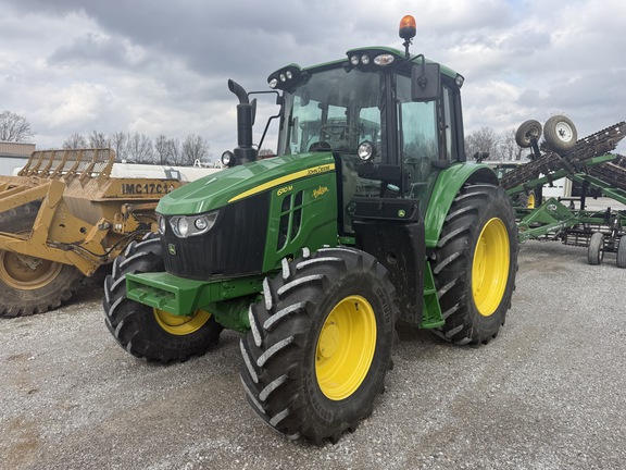 Photo of 2023 John Deere 6110M