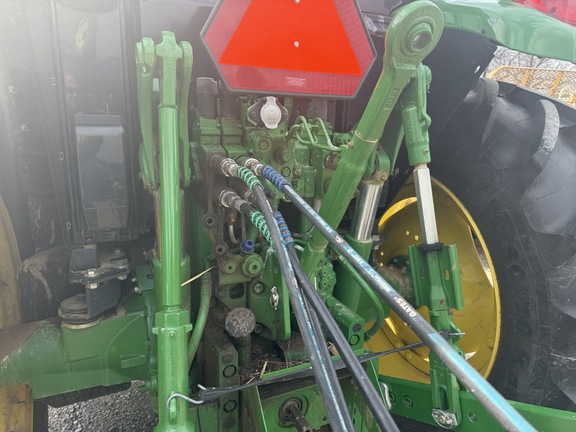 Photo of 2023 John Deere 6110M