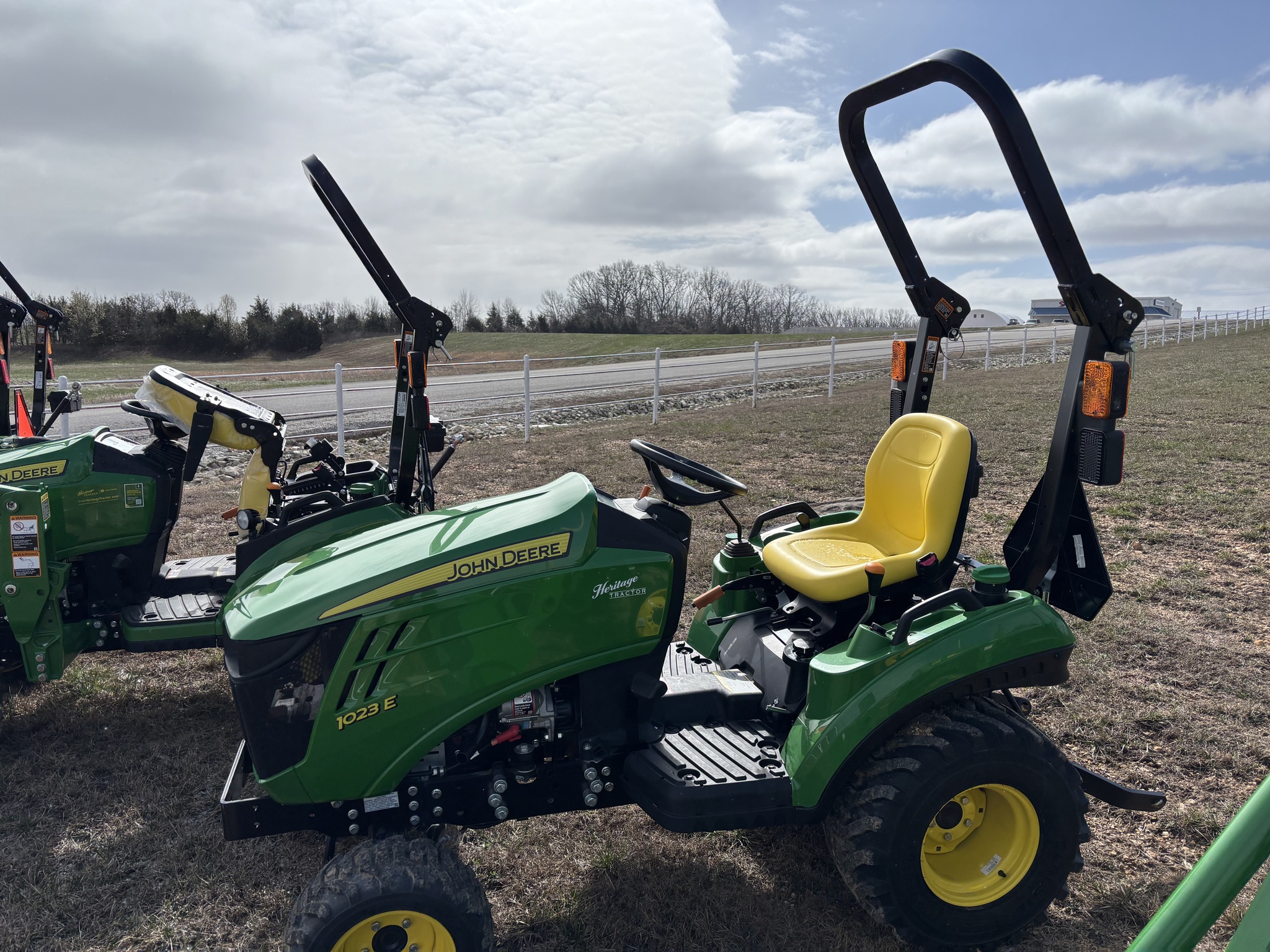  2025 John Deere 1023E at Heritage Tractor in Rolla, MO