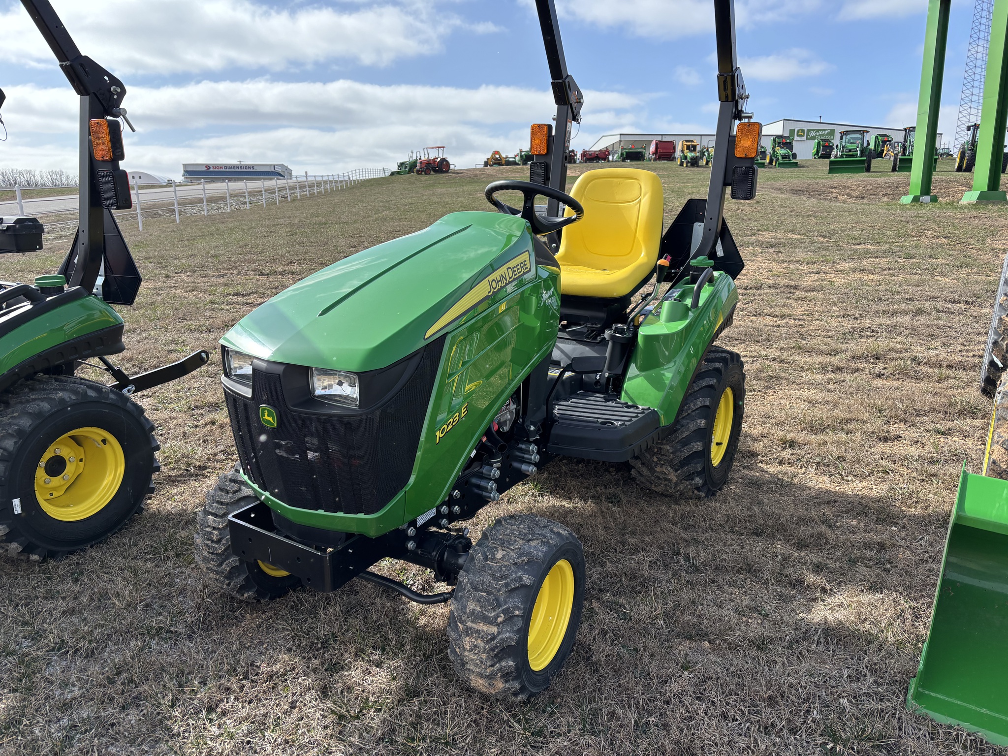  2025 John Deere 1023E at Heritage Tractor in Rolla, MO