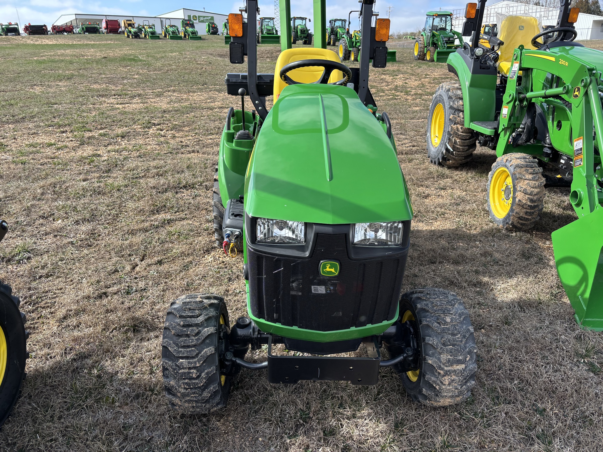  2025 John Deere 1023E at Heritage Tractor in Rolla, MO