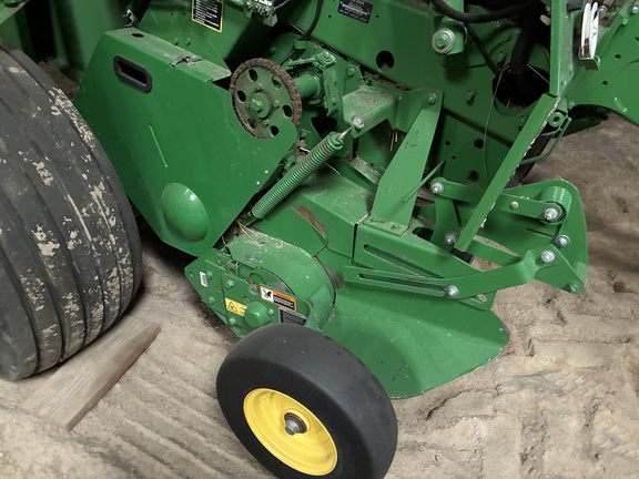2024 John Deere 561M (11th thumbnail)