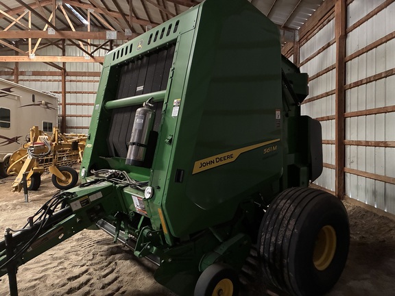 2024 John Deere 561M (3rd thumbnail)