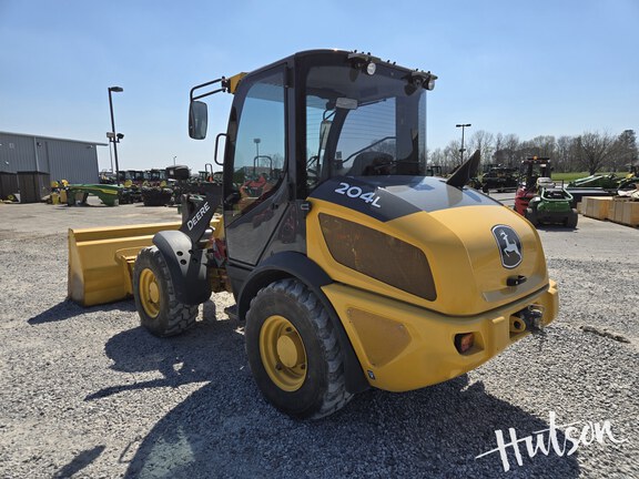 Photo of 2022 John Deere 204L