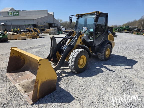 Photo of 2022 John Deere 204L