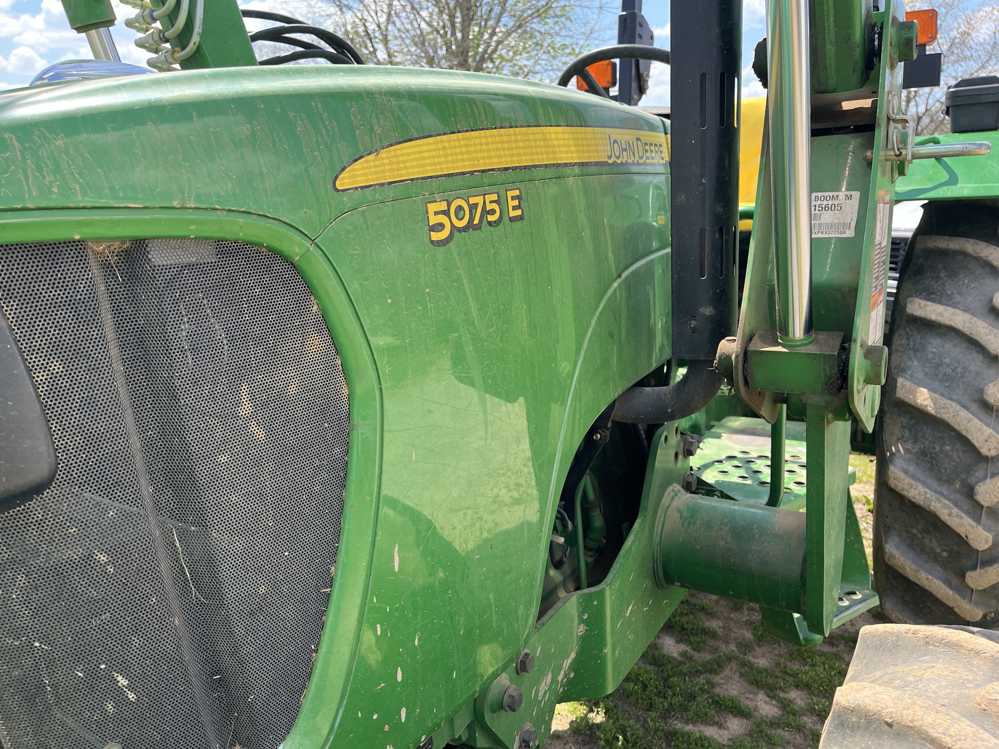  2011 John Deere 5075E at Heritage Tractor in Clinton, MO