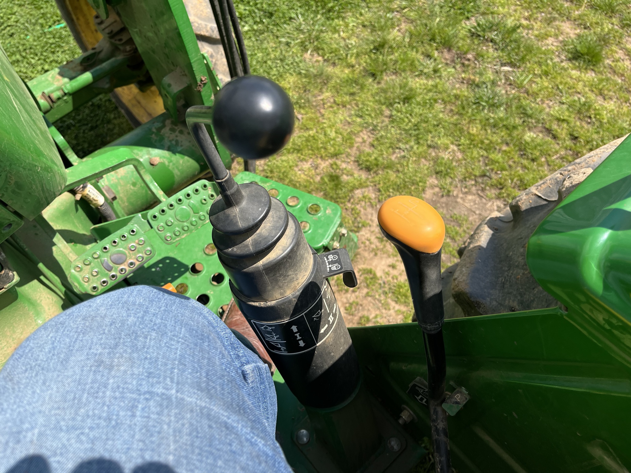  2011 John Deere 5075E at Heritage Tractor in Clinton, MO