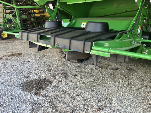 2024 John Deere S780