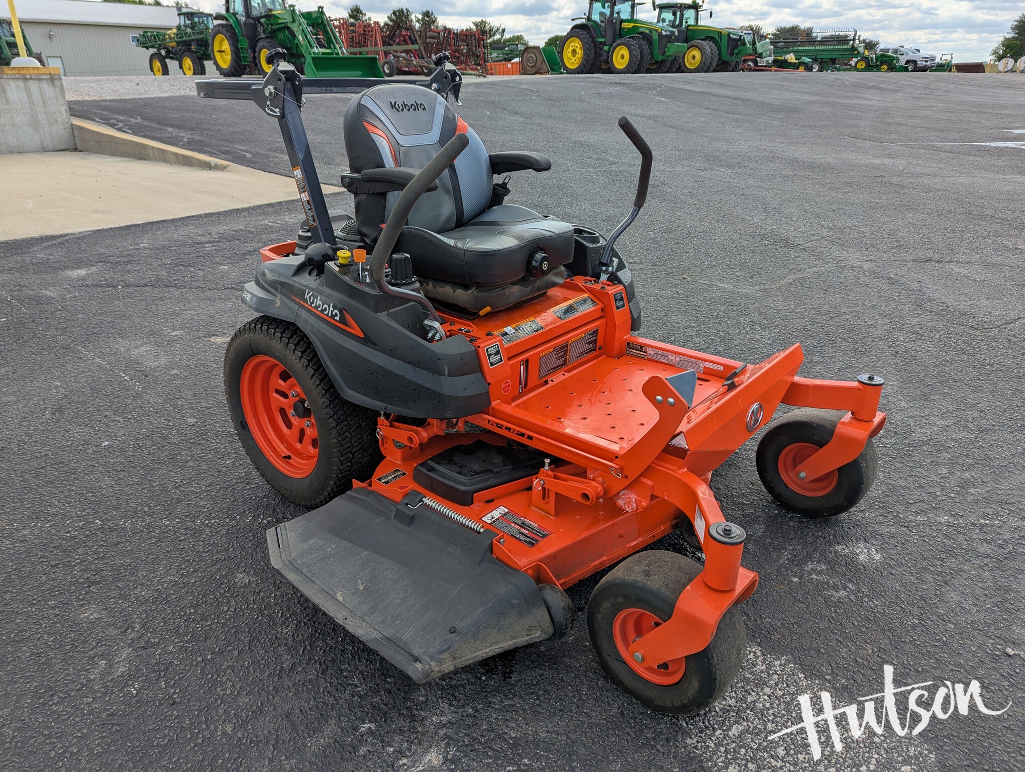 2023 Kubota Z422KW